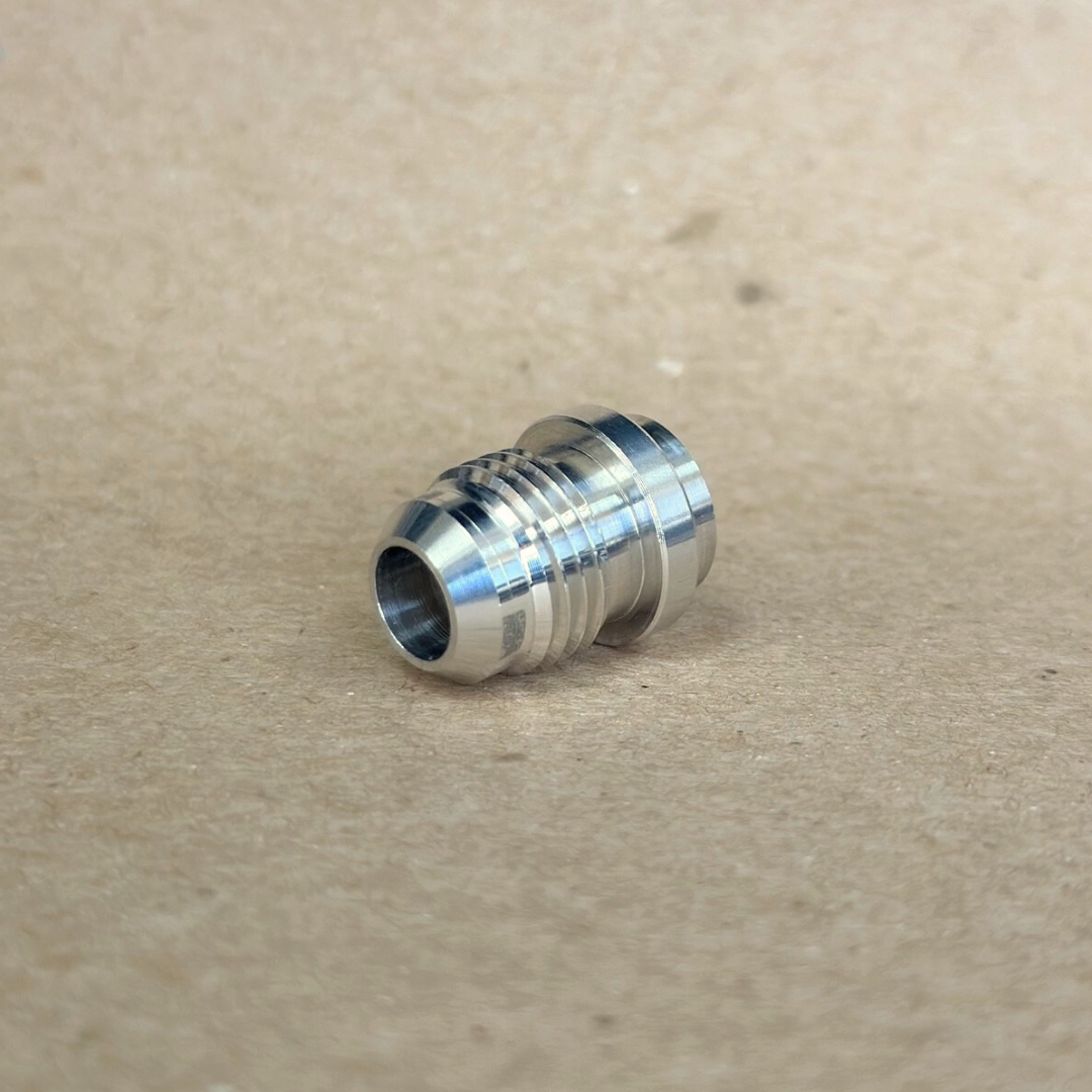 6AN Male Straight Weld-On Bung Fitting – Blue Anodized Aluminum (Speed Daddy)