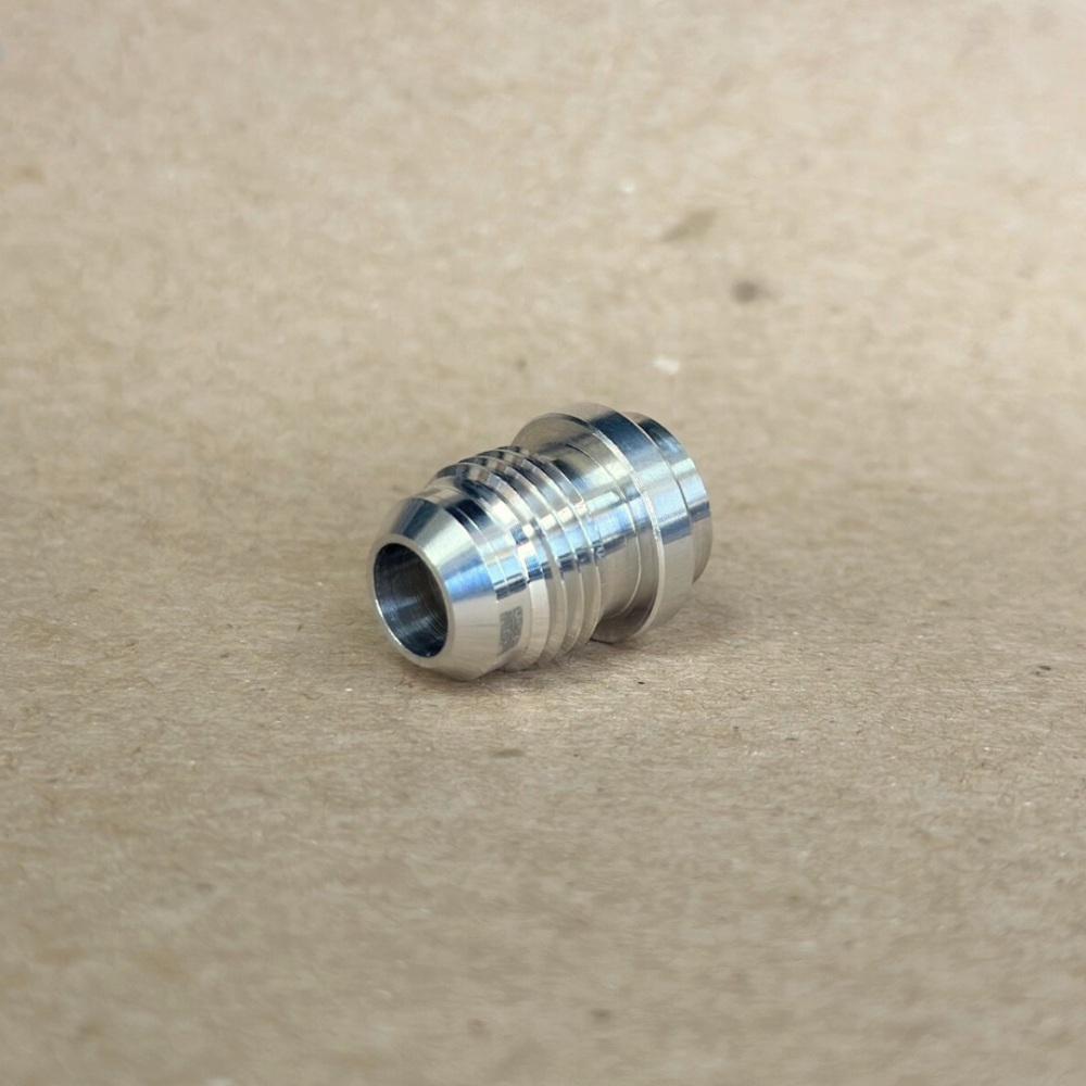 6AN Male Straight Weld-On Bung Fitting – Blue Anodized Aluminum (Speed Daddy)